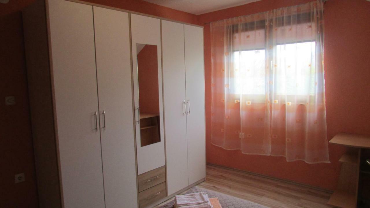 Apartman Franjicic كورينيتسا المظهر الخارجي الصورة